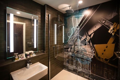 Double Room 2