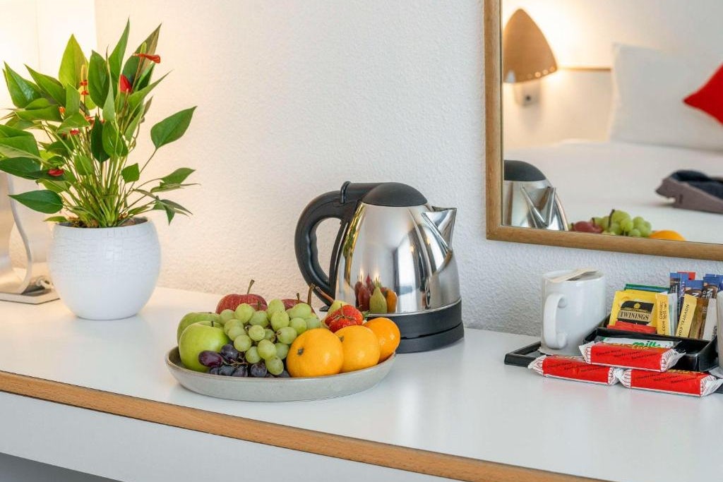 Classic Family Room with Double Bed and Sofa Bed 4