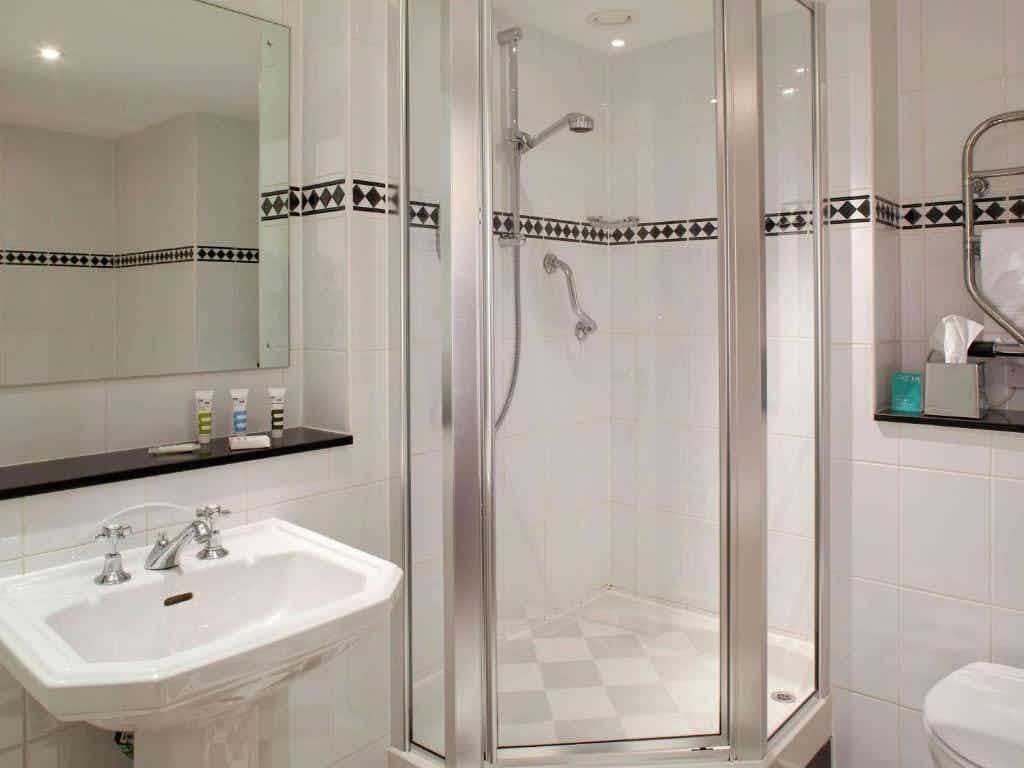 Standard Double / Twin Room 2