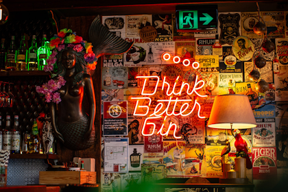 The Cocktail Bar 12