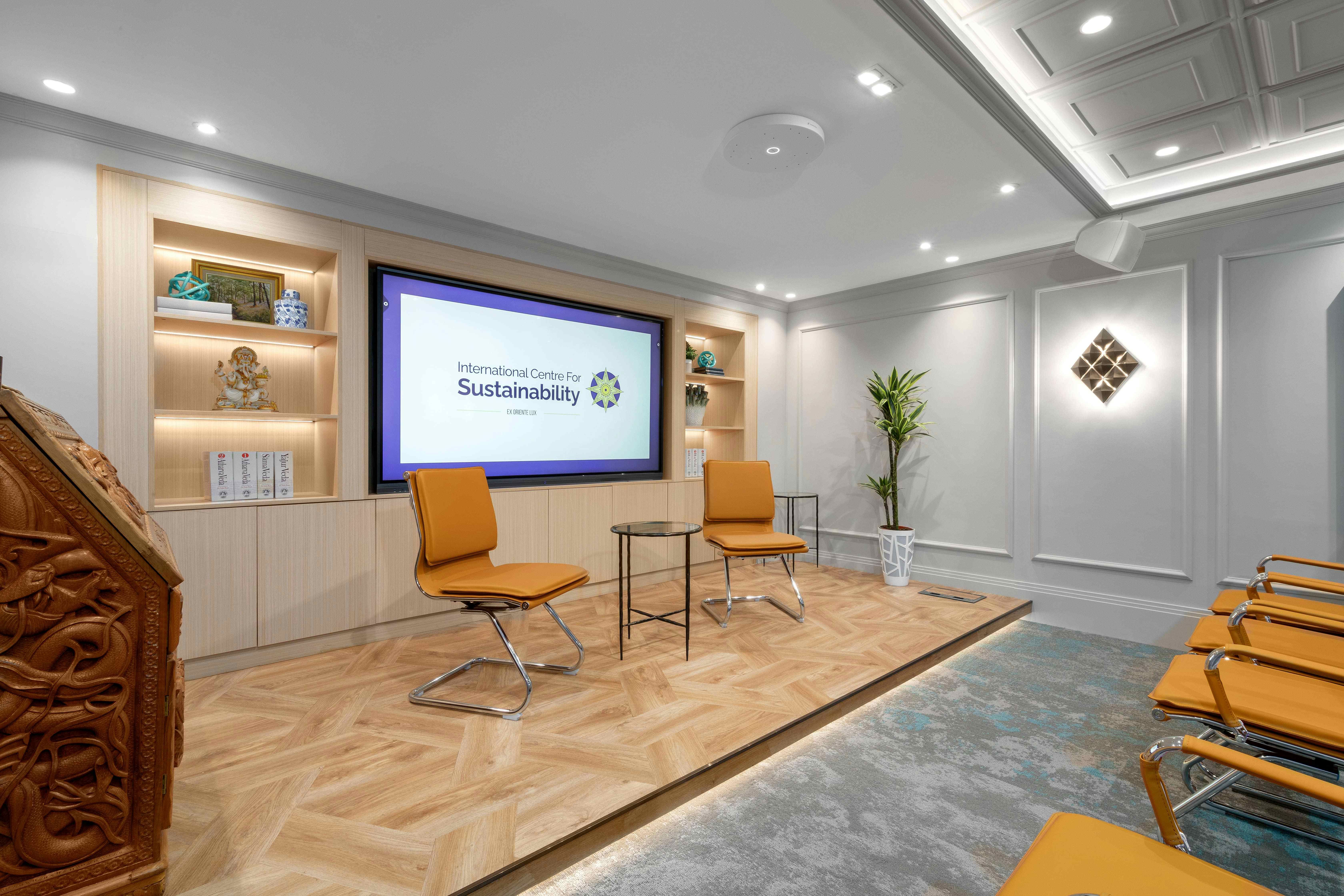 Sleek and Modern Seminar Room 1