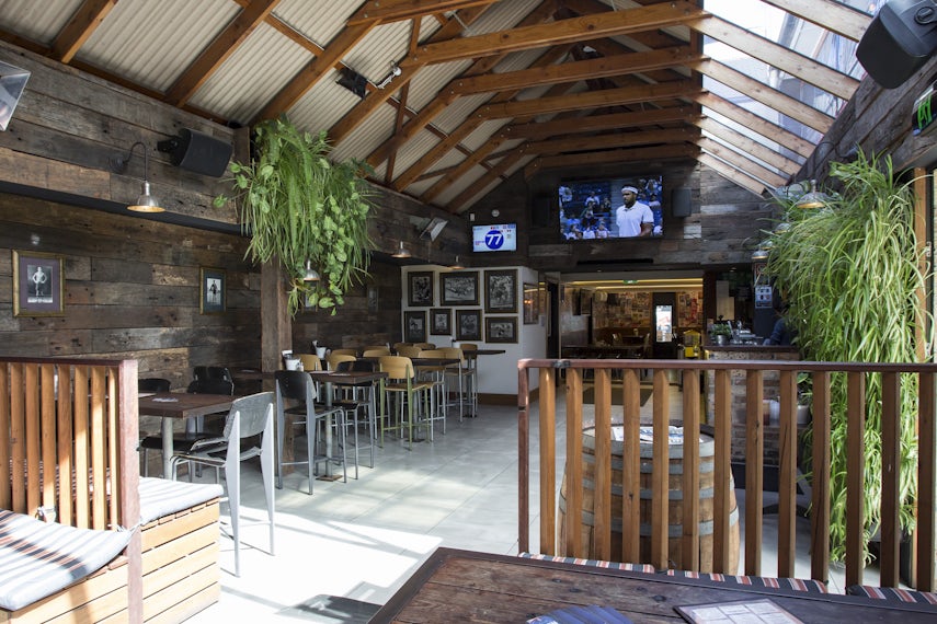 The Sports Bar 3D tour