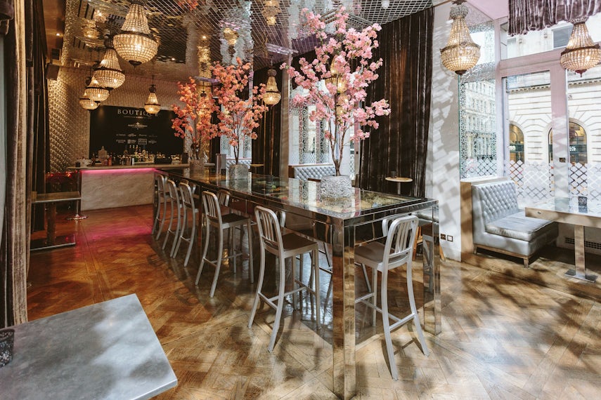 Boutique Bar 0