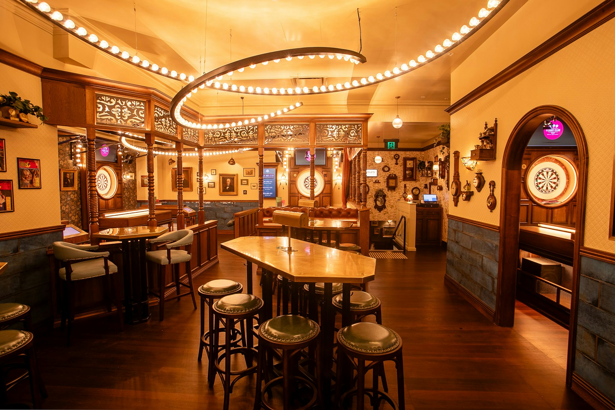 Semi Private Space Harry's Corner 0