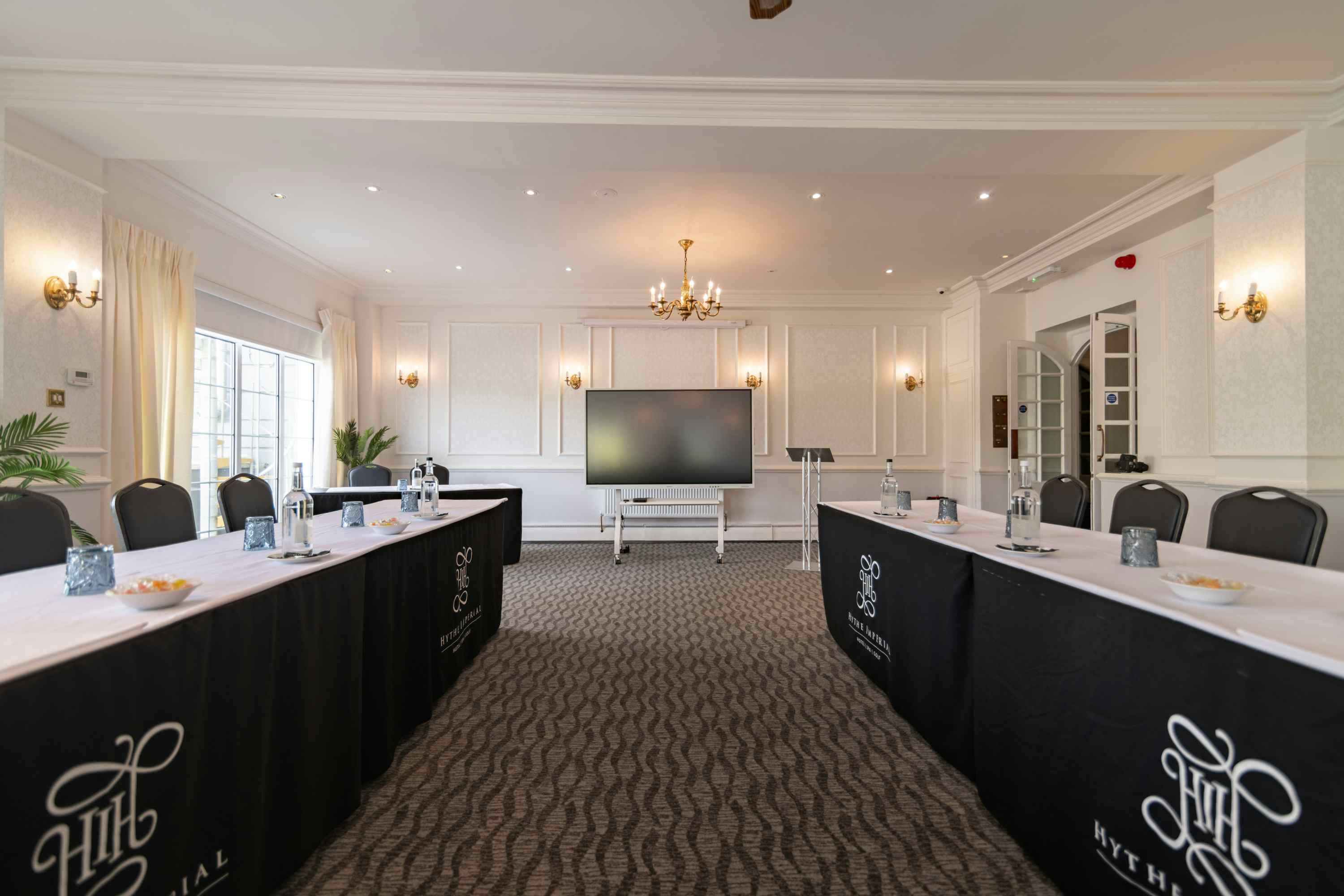 The Elizabeth Room 3