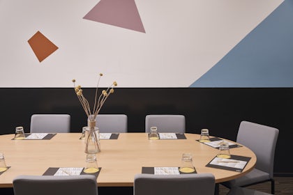Boardroom 2