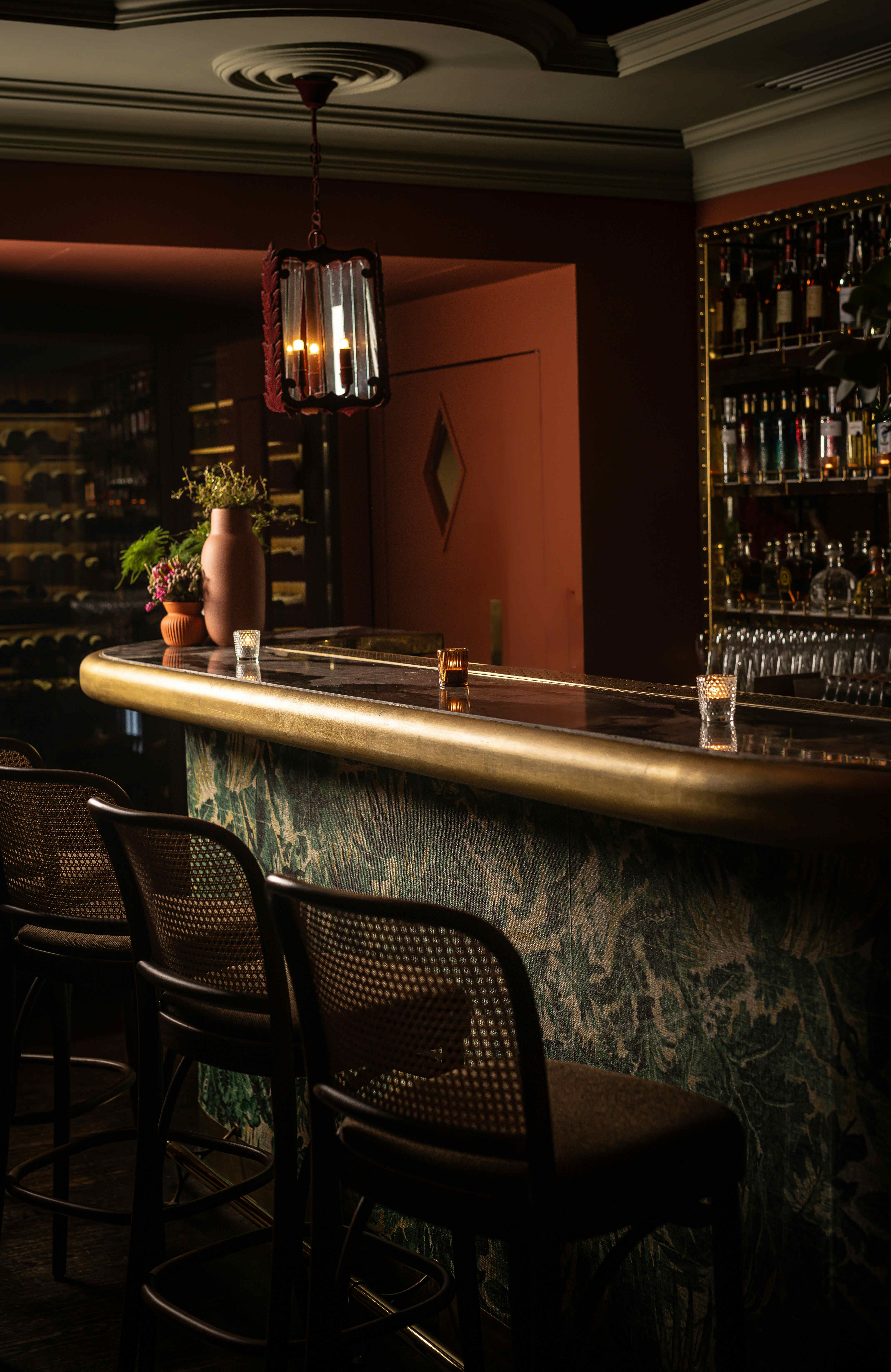 Velvet Room - Full private  1