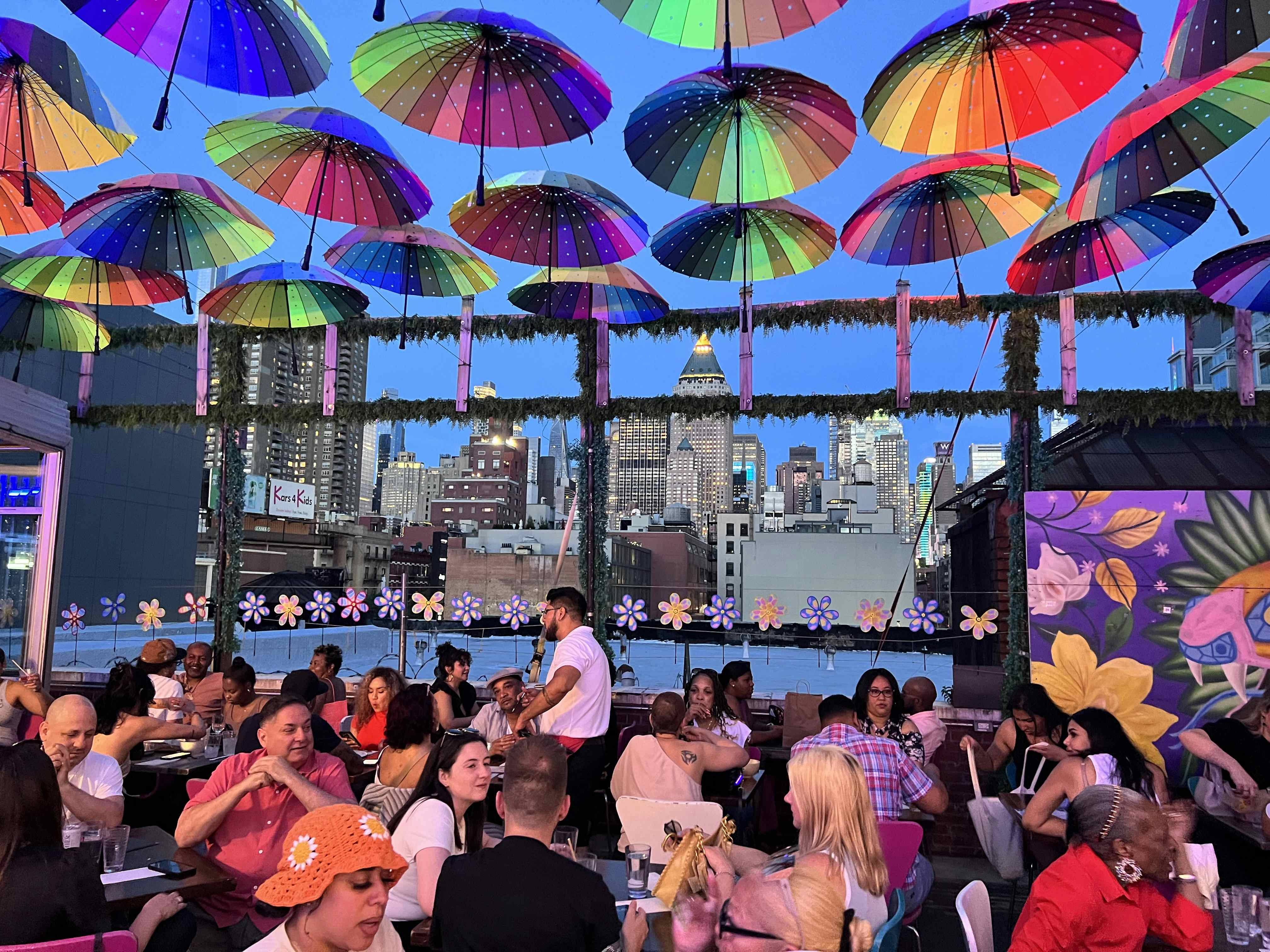 Cantina Rooftop/Garden Room 1