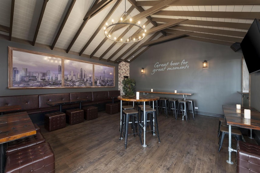 Barn + Front Beer Garden 3D tour