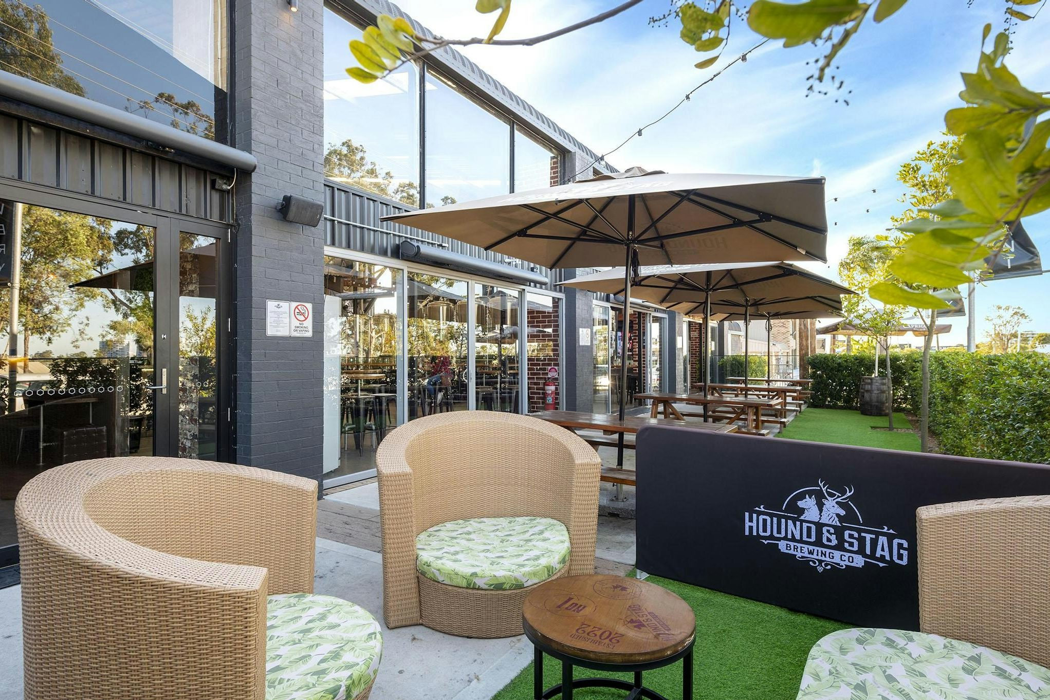 Barn + Front Beer Garden 3