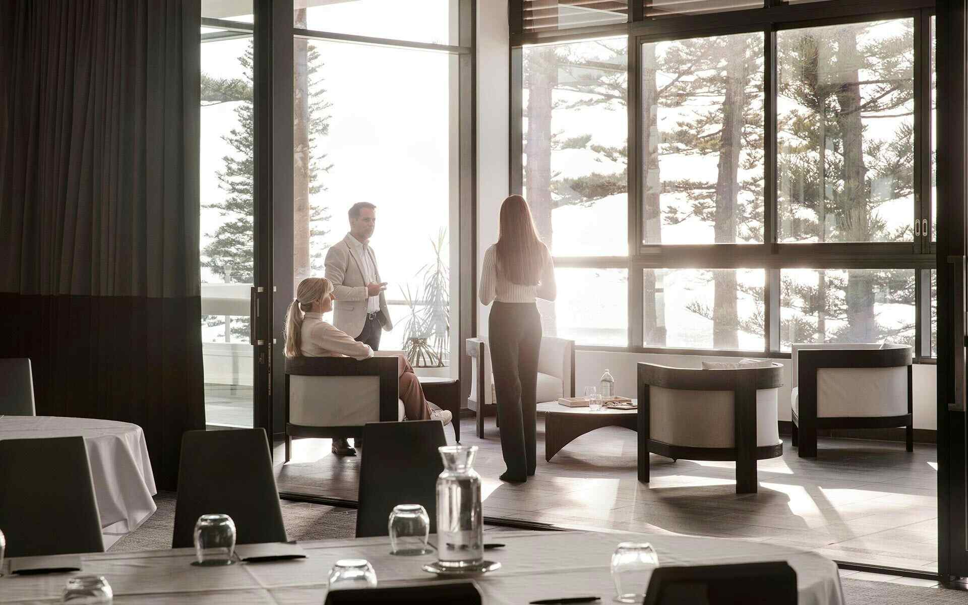 1/4 Pacific Ballroom 2