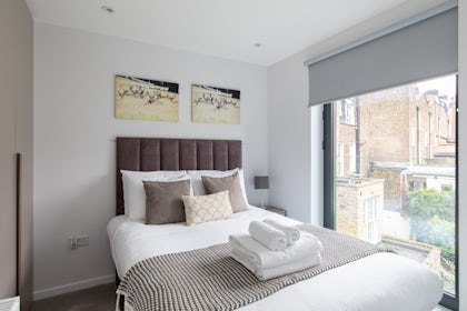Private Roof Terrace at Camden Sunlit Penthouse 7
