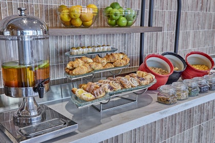 Chelsea Dinning Hall 24