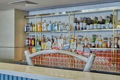 Chelsea Bar 6