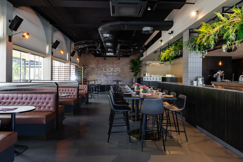 Dining 0