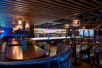 Private Mezzanine and Cocktail Bar 1