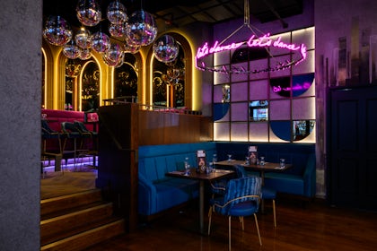 Private Cocktail Bar 7