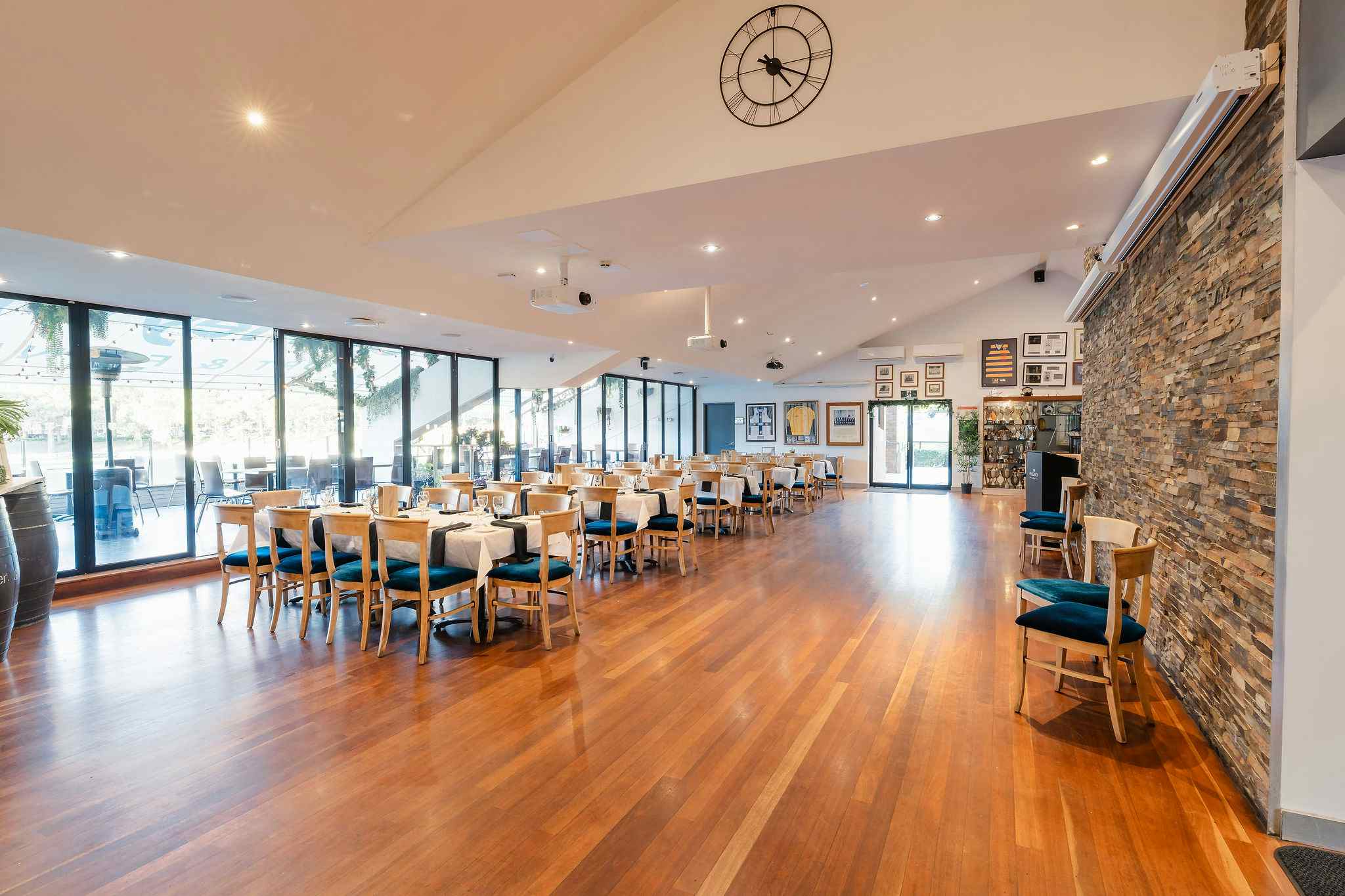 Conference's at The Heritage Room  6