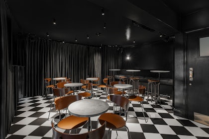 Full Venue 10