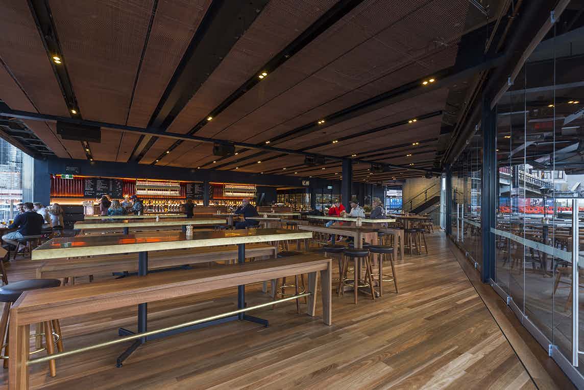 The Squire's Landing