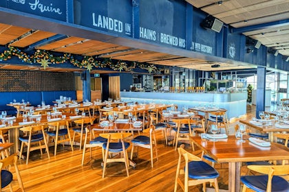 Squires Waterfront Restaurant 1
