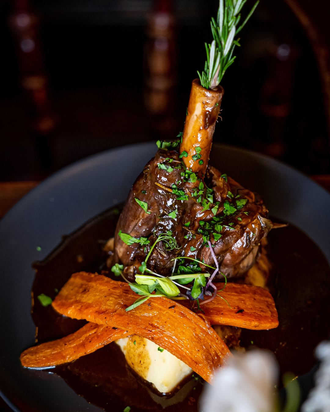 The Hamlet - Whole Bar & Restaurant  6