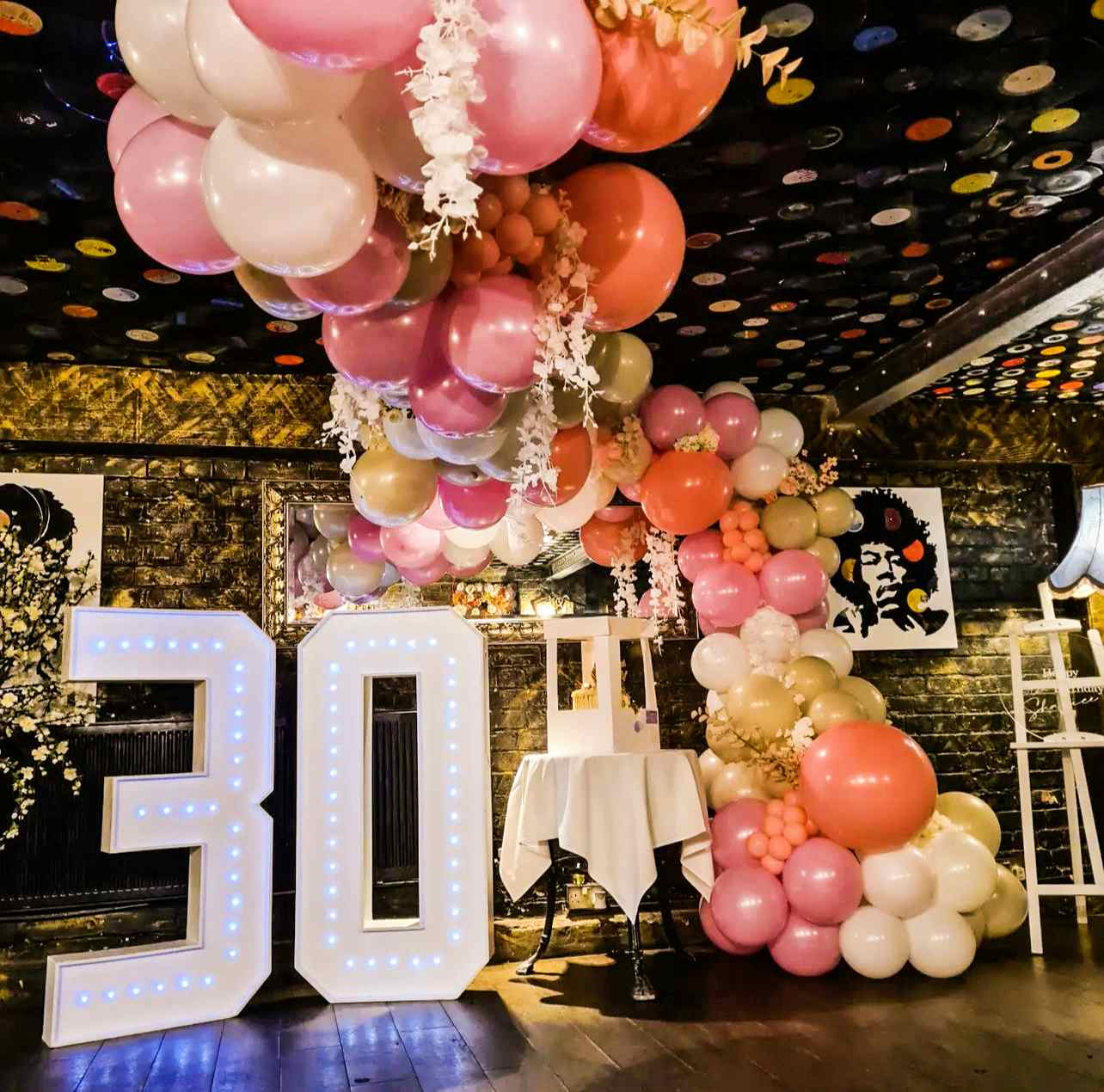 The Hamlet - Vinyl Bar  2