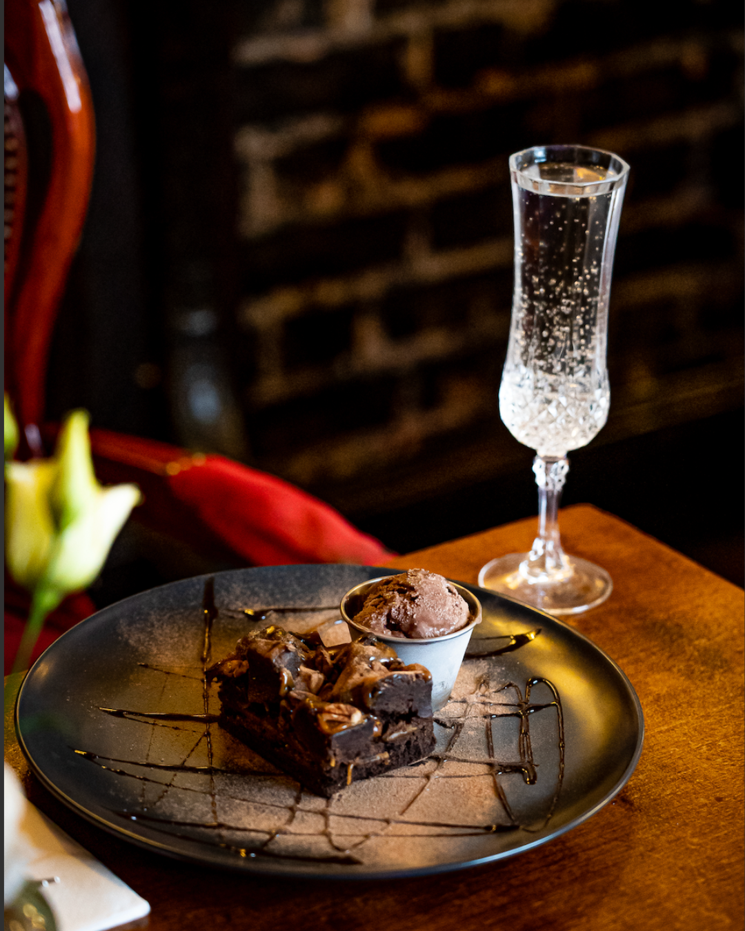 The Hamlet - Vinyl Bar  3