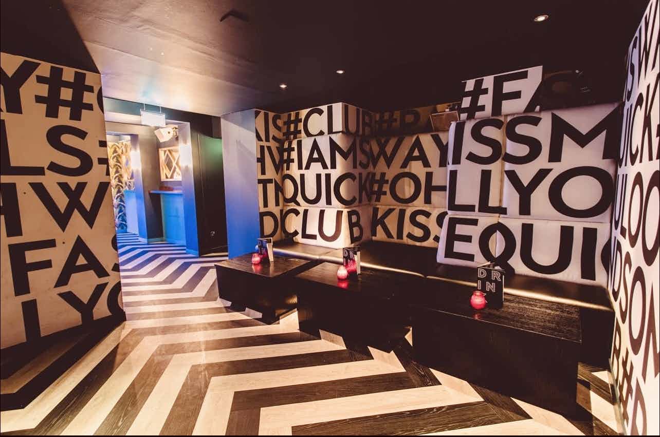 HOLLYWOOD HILLS! STUDIO 66 5