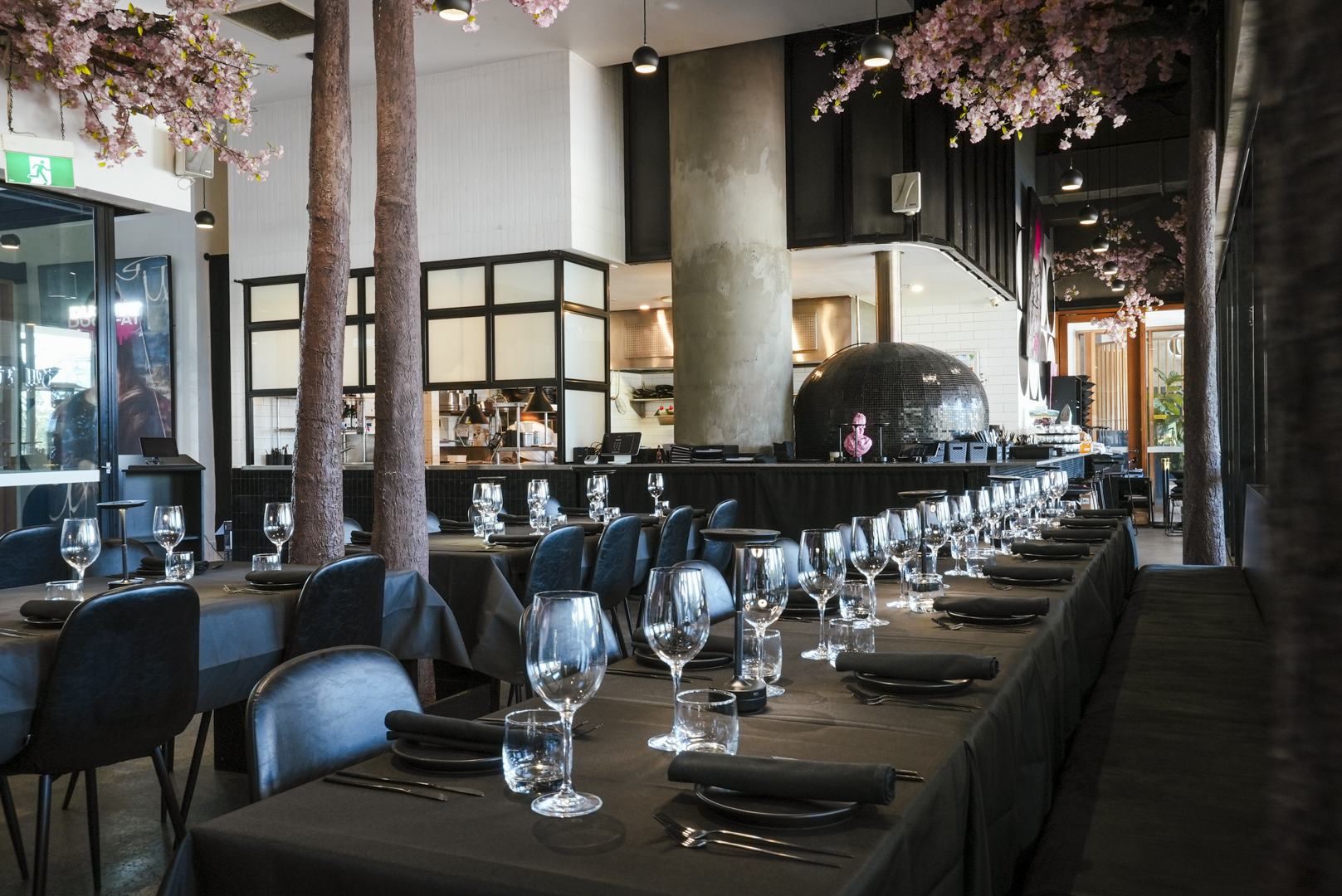 4. EXCLUSIVE HIRE – Full Venue 3