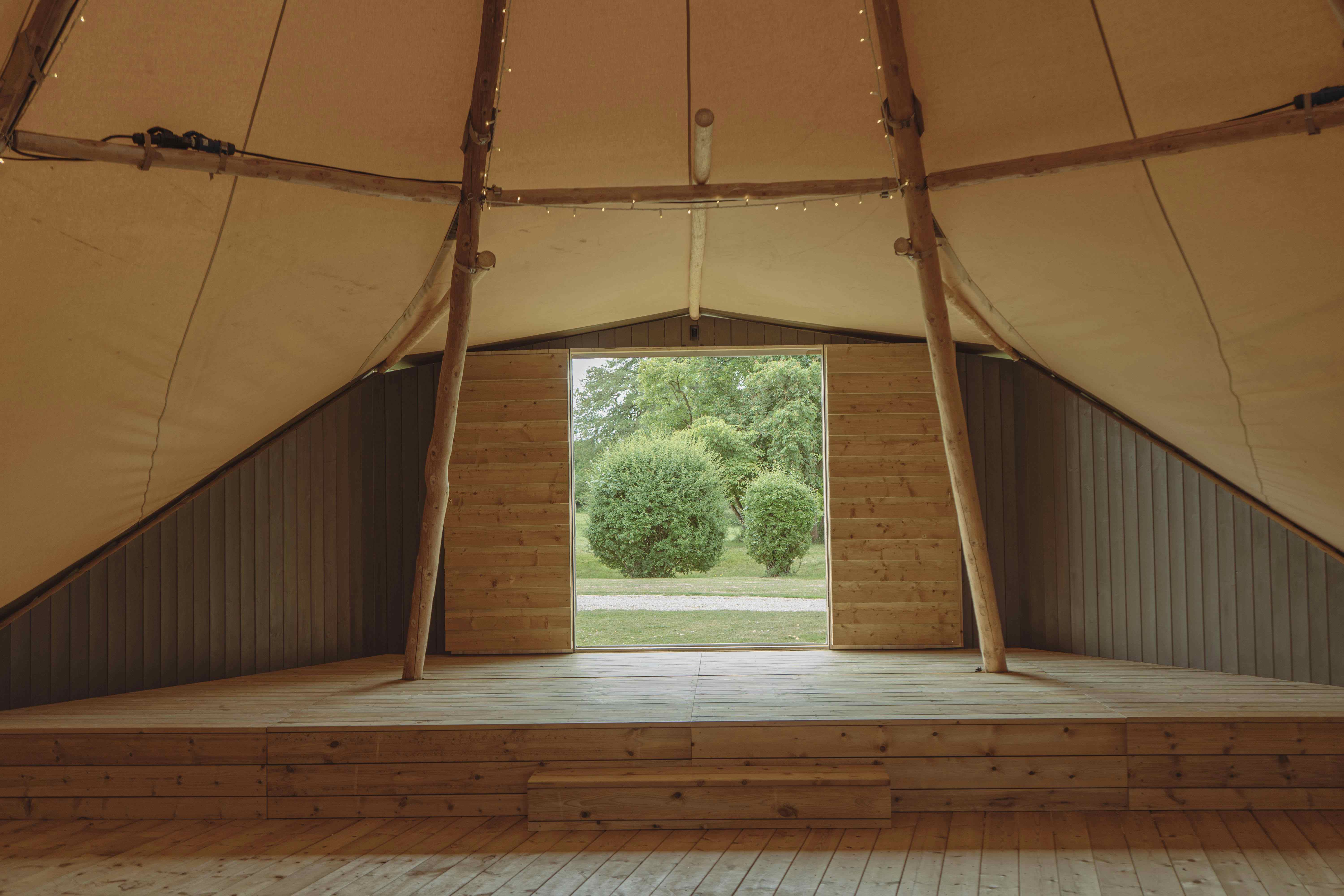 Tipis at Mapledurham 4