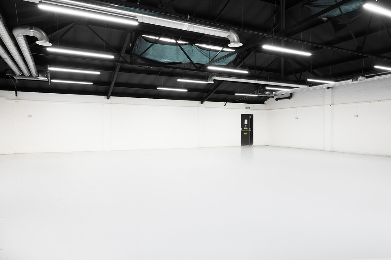 Large 2050 sqft Warehouse Studio Space 3
