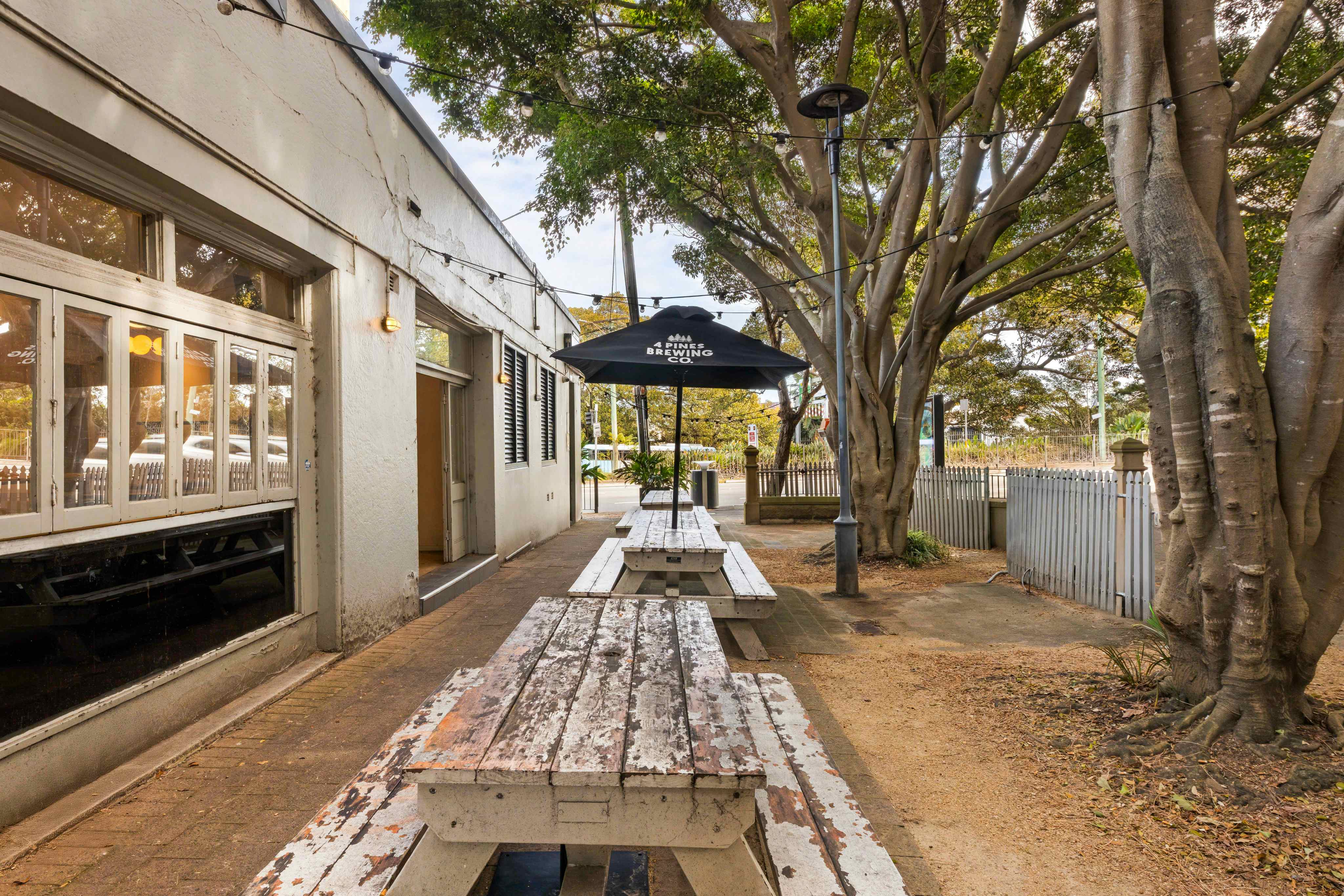 Captain Cook Hotel Paddington Entire Venue 20