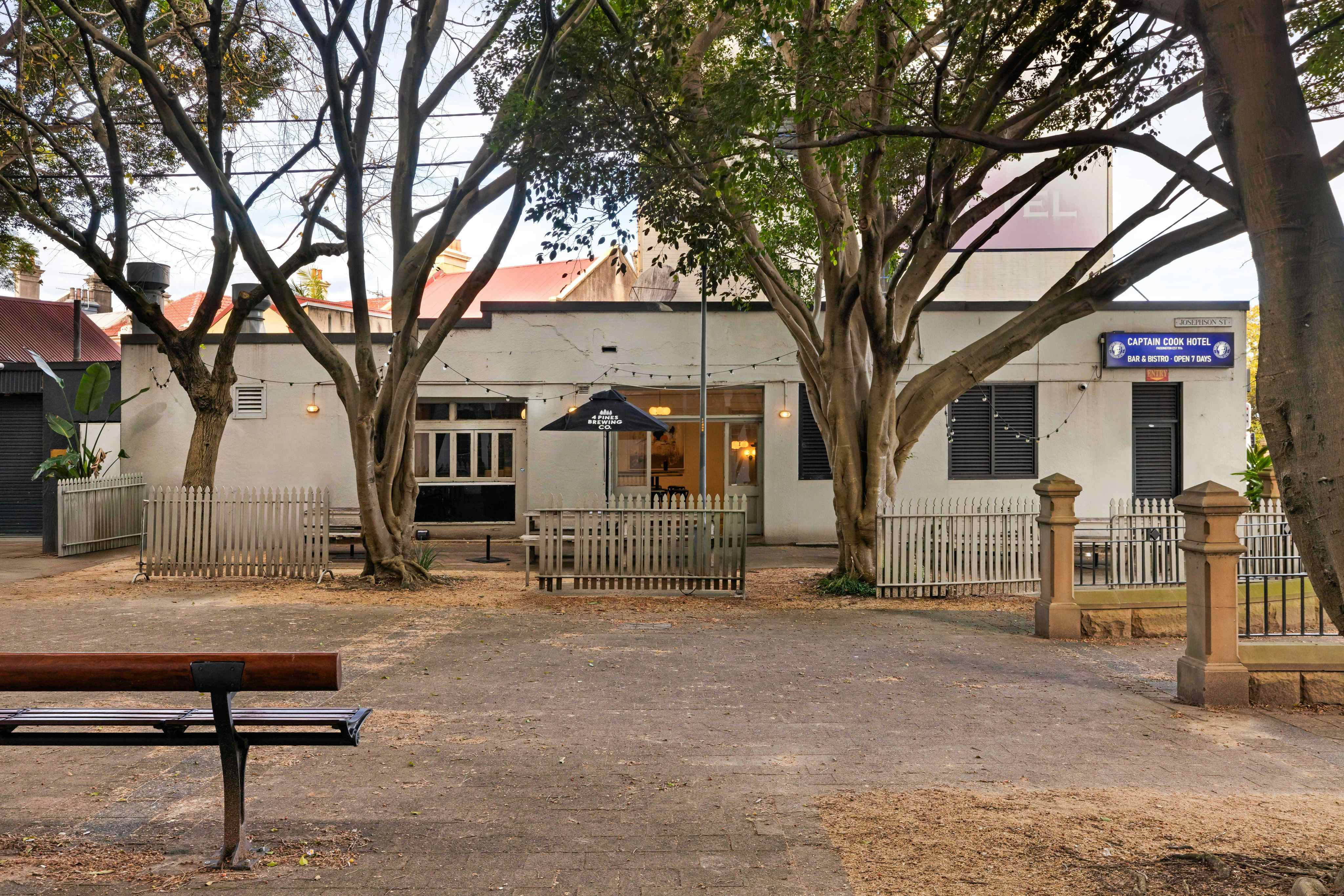 Captain Cook Hotel Paddington Entire Venue 6