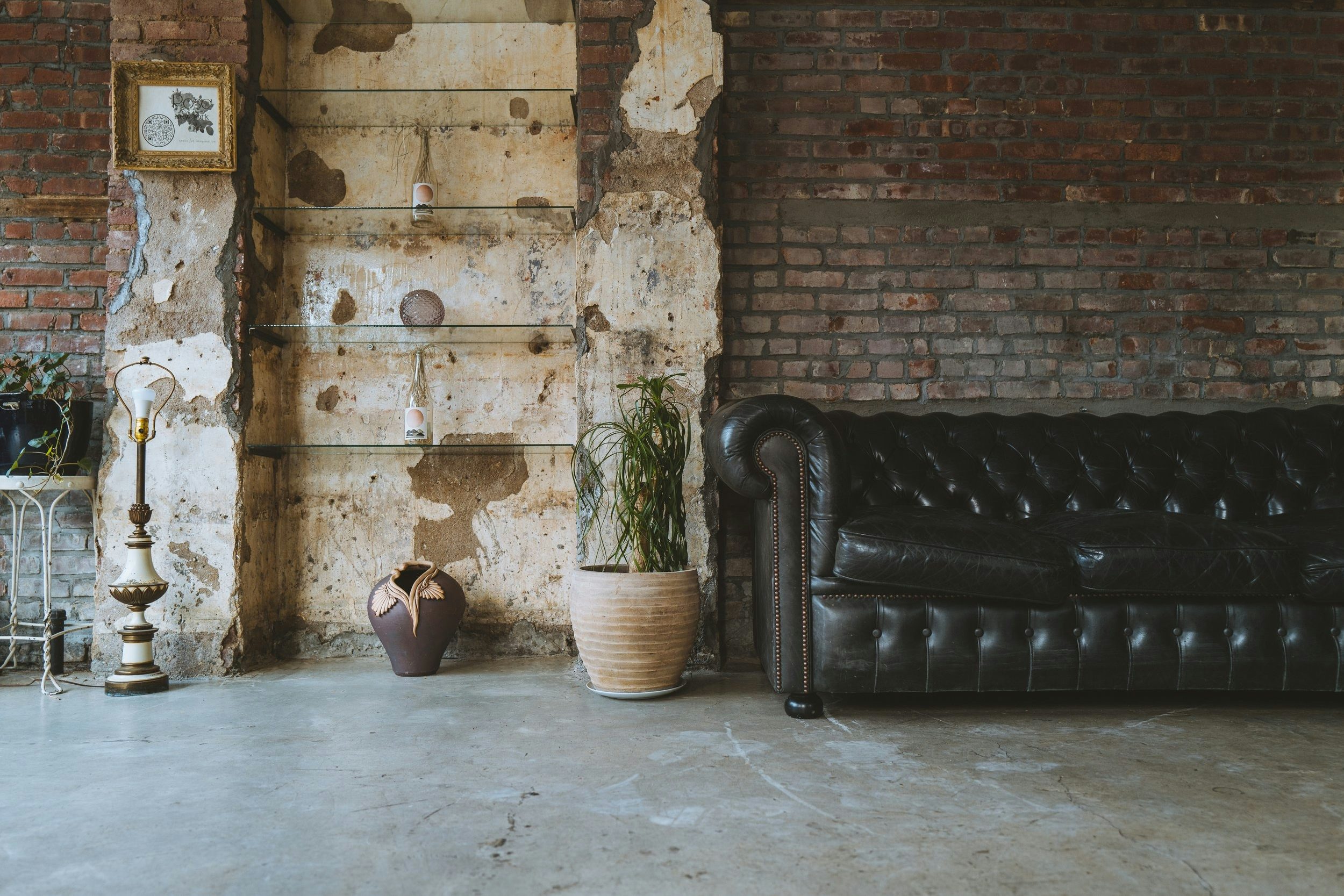 Rosa four hundred and two - Space hire 1