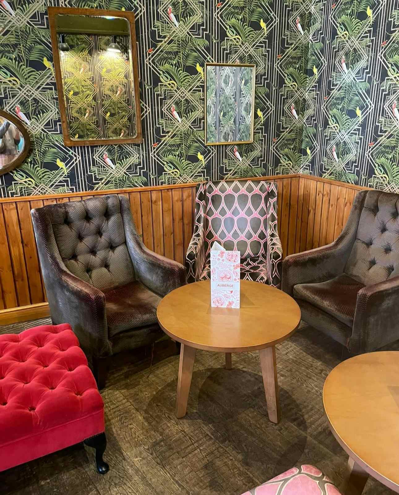 Downstairs Dining & Bar 10