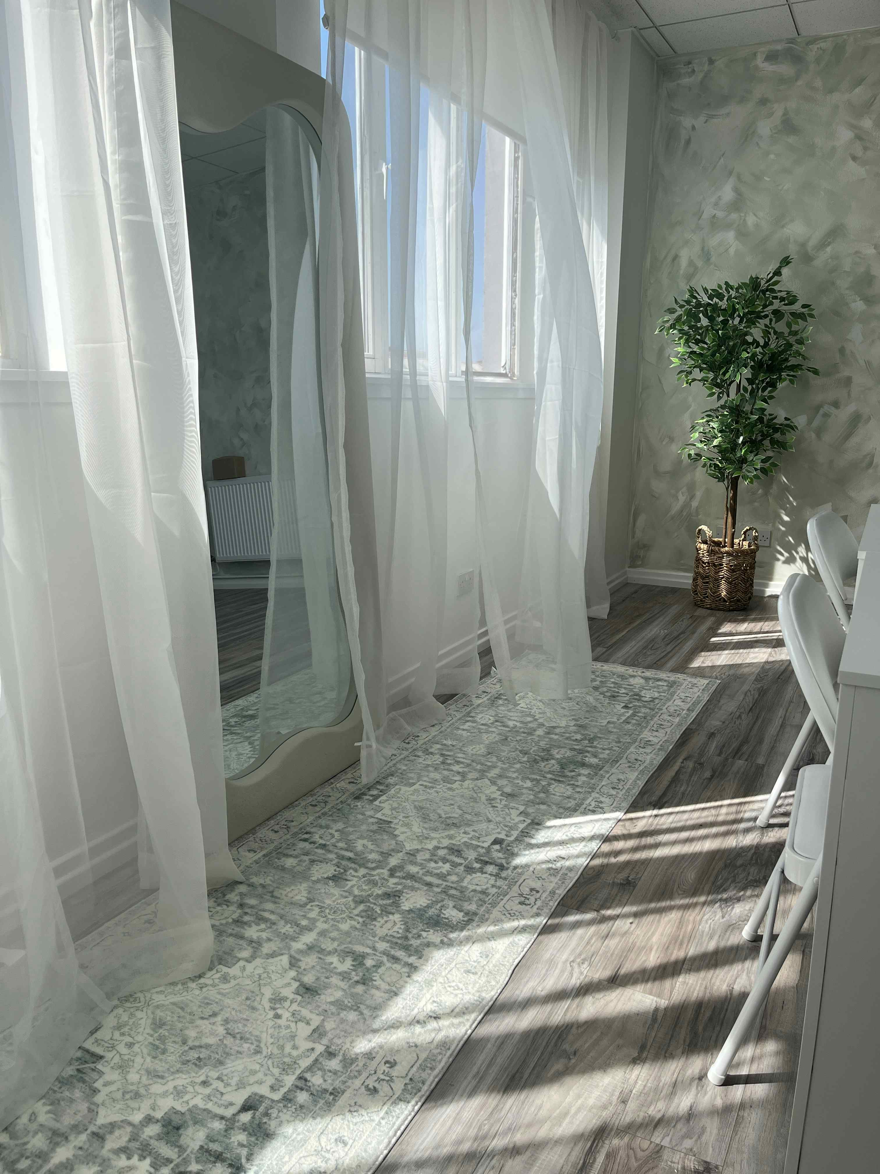 The Study/ Meeting, Conference Room Etc 1