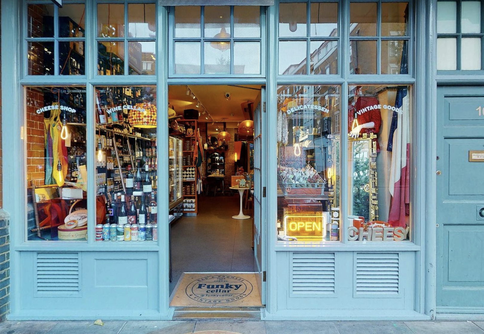 Funky Cellar - full venue