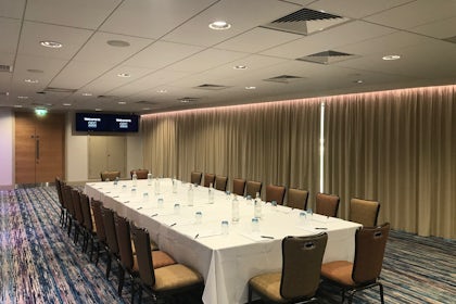 Rivelin Suite 1 1