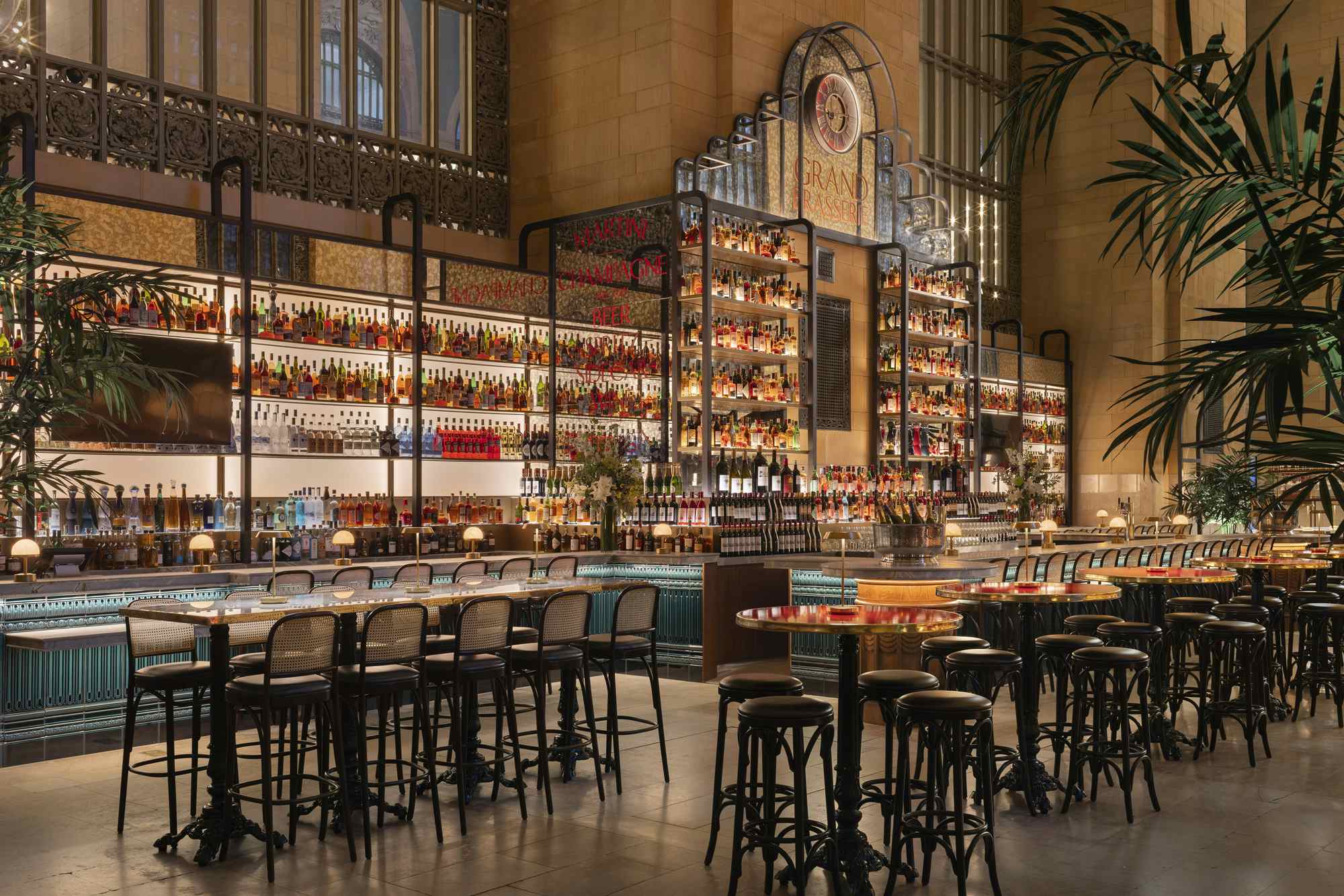 Main Dining Room Non-Private 2