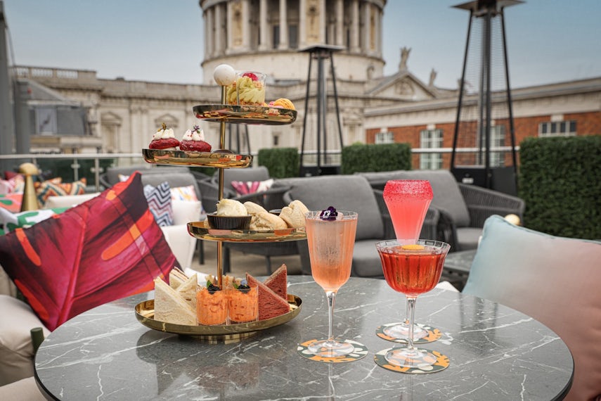 Sabine Rooftop Bar 0