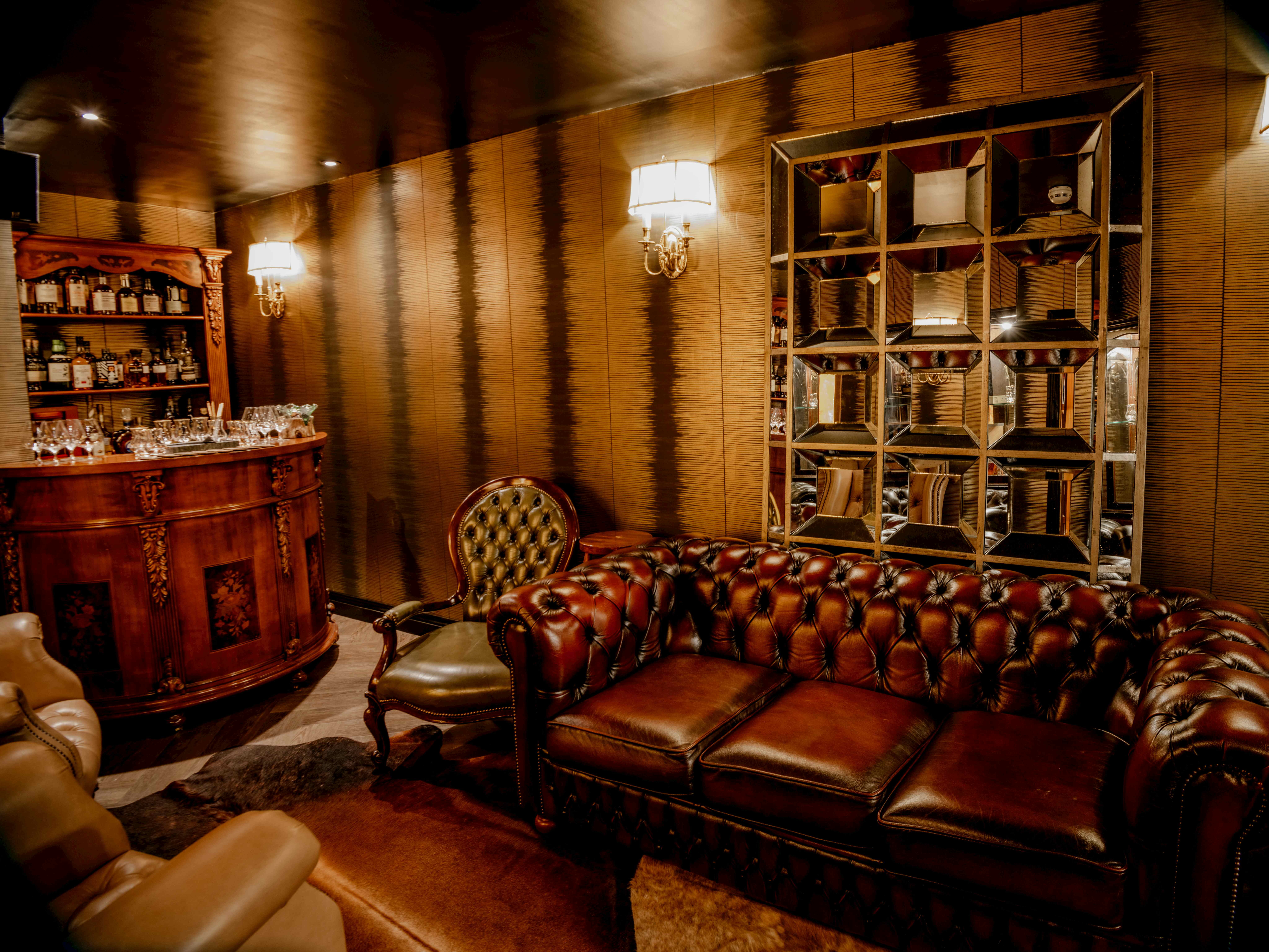 The Whiskey Room at BÓHA