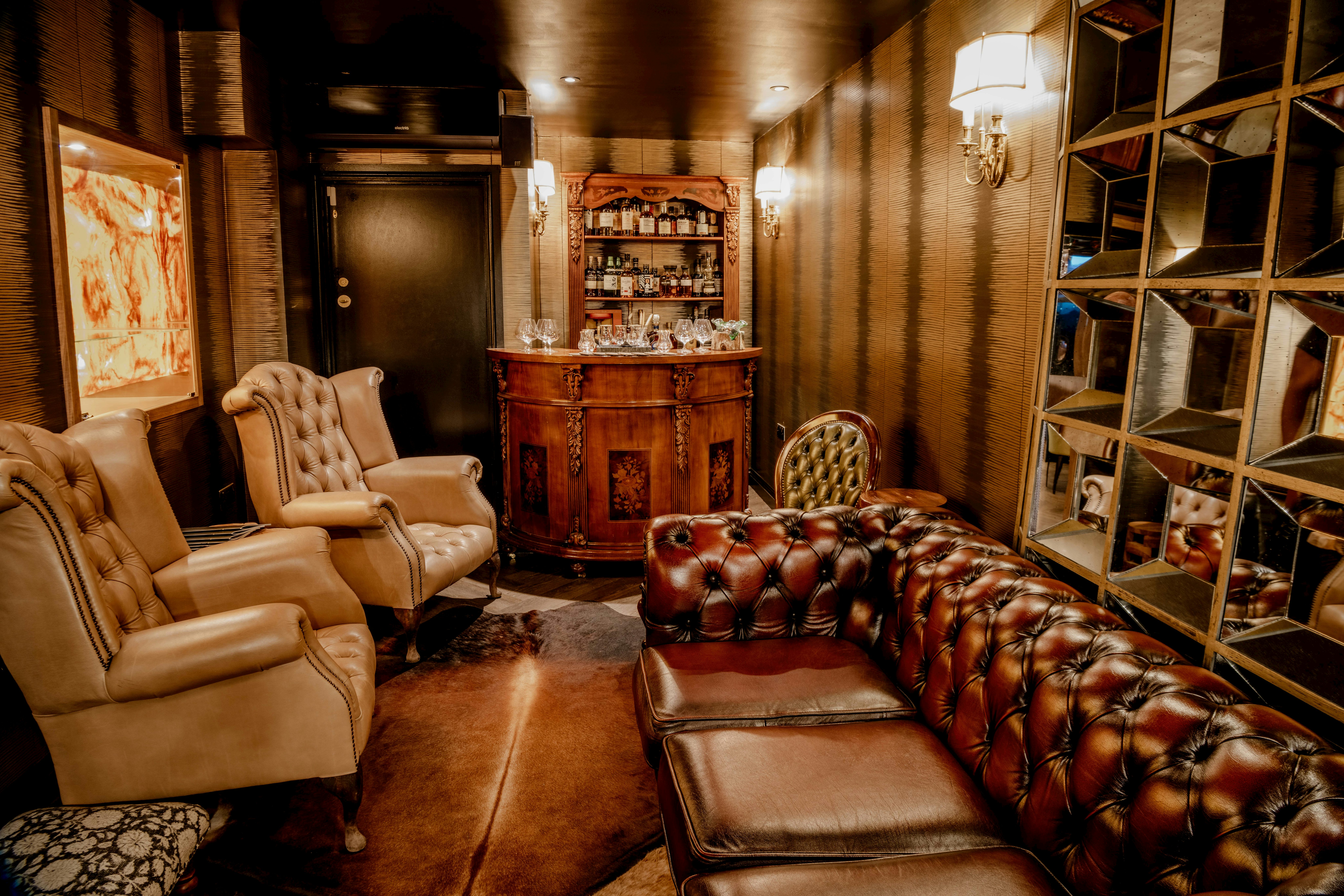 The Whiskey Room at BÓHA 2