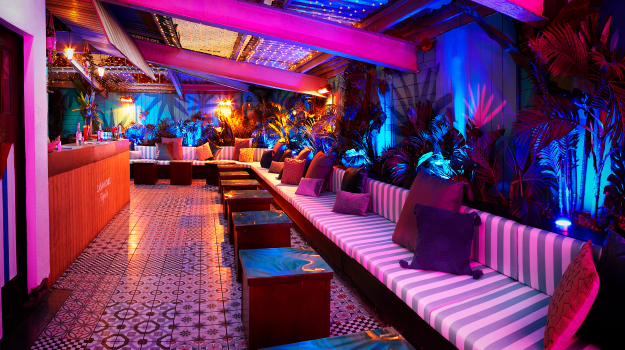 Embargo República Whole Venue 4