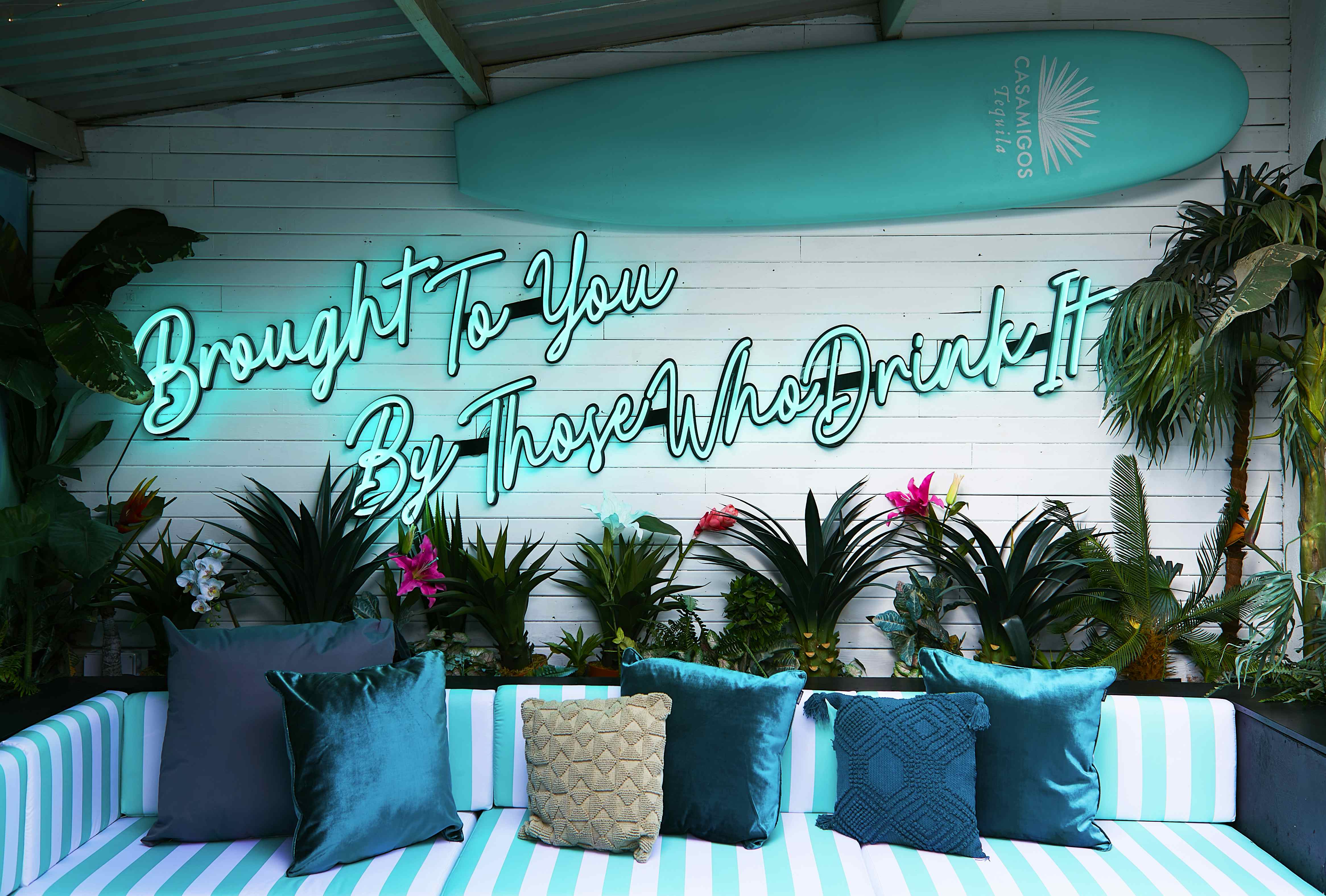 Embargo República Whole Venue 2