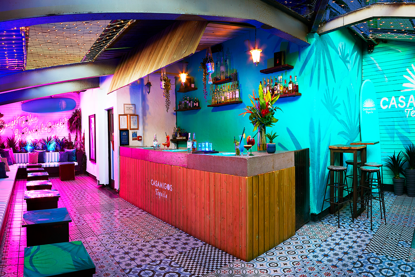 Embargo República Whole Venue 0