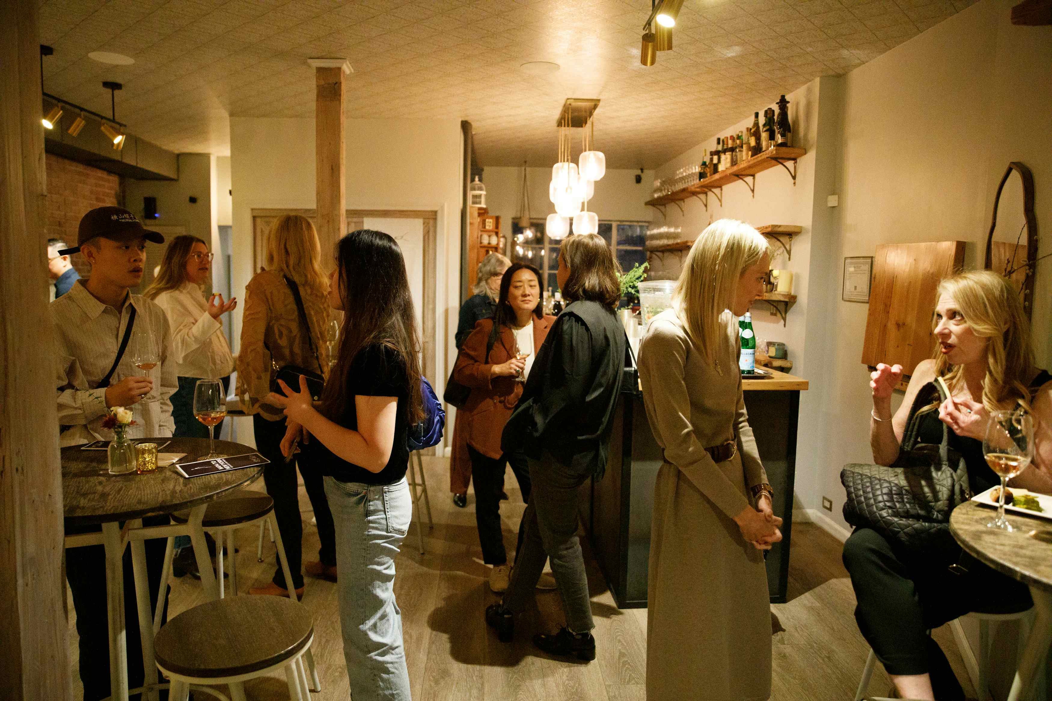 Dining Room, Lounge & Courtyard  3