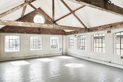 Studio 4 2