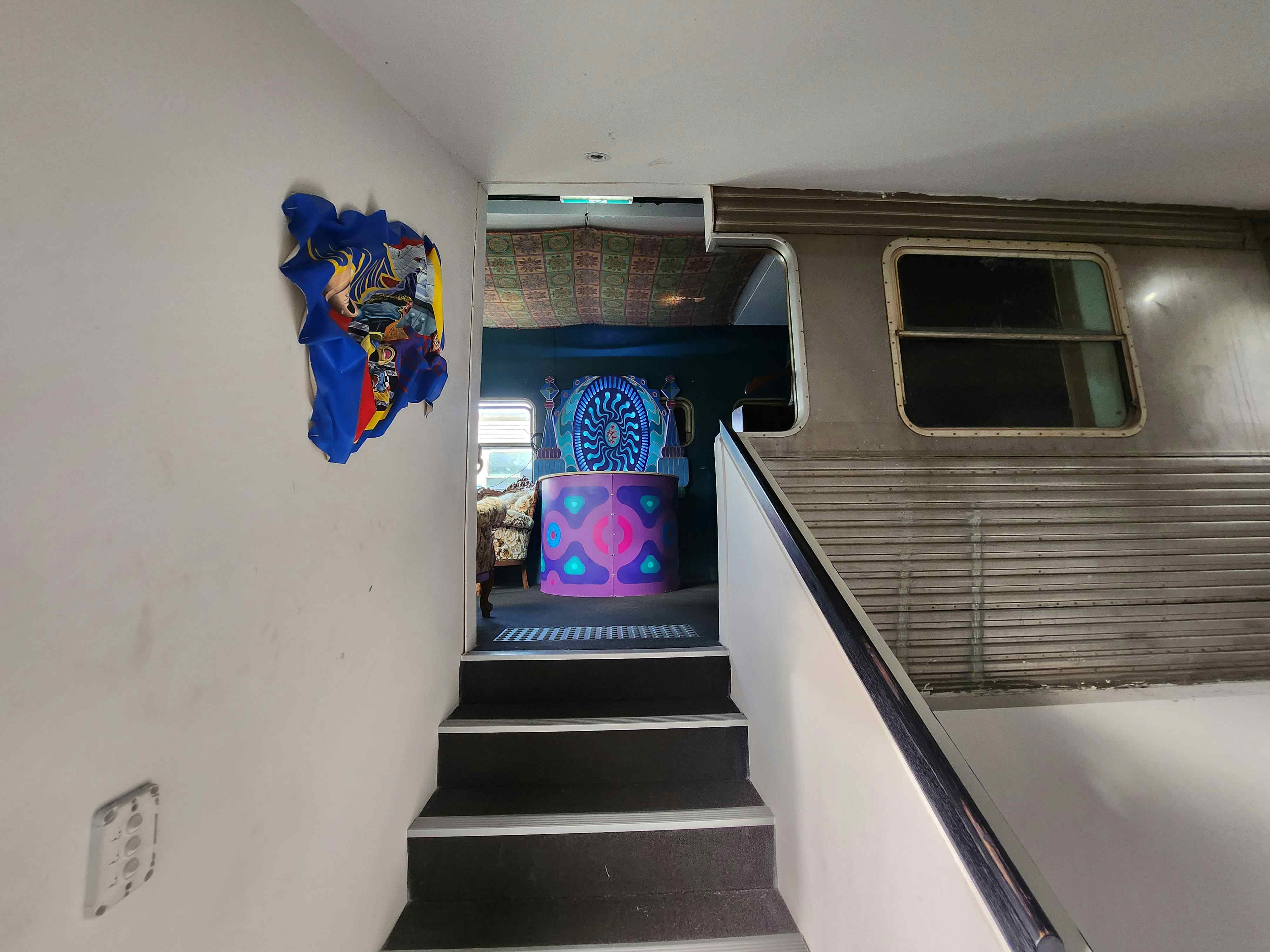 Trainscendental Lounge 4