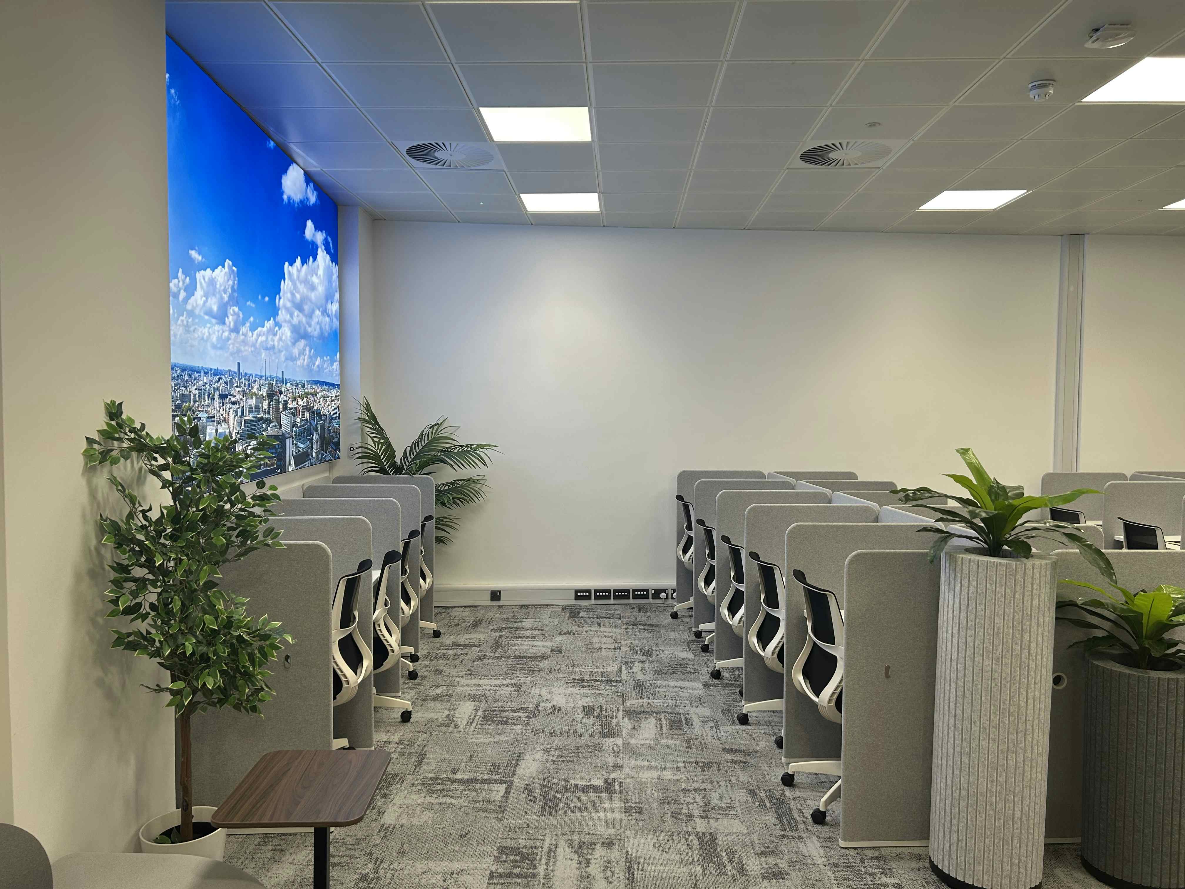 Nice City Space at 37 Lombard-Perfect for Shoots&Filming 4